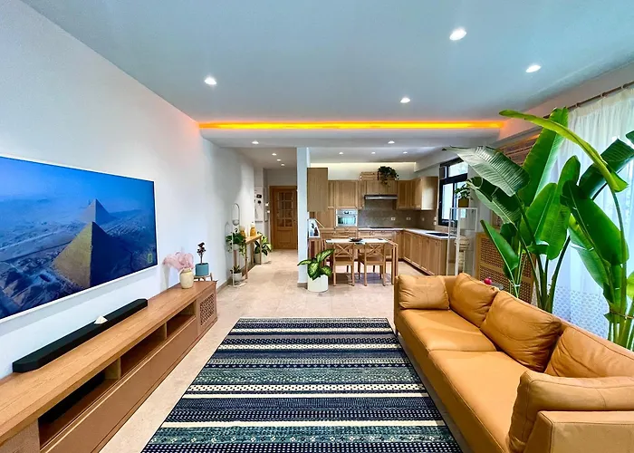 Aaru Maadi Luxe Retreat